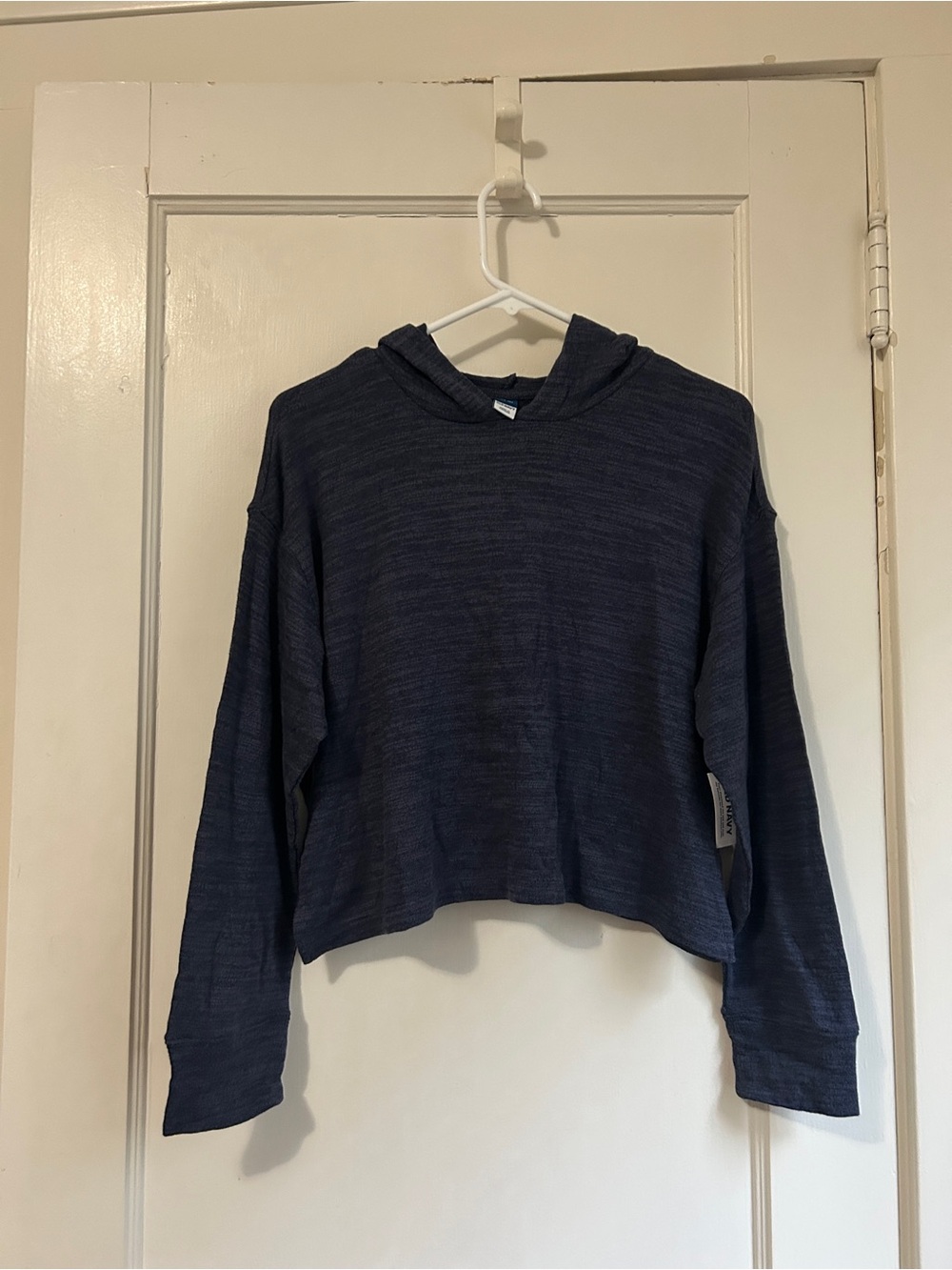 NWT!! Women’s Old Navy Cropped Navy Hoodie - Size XL